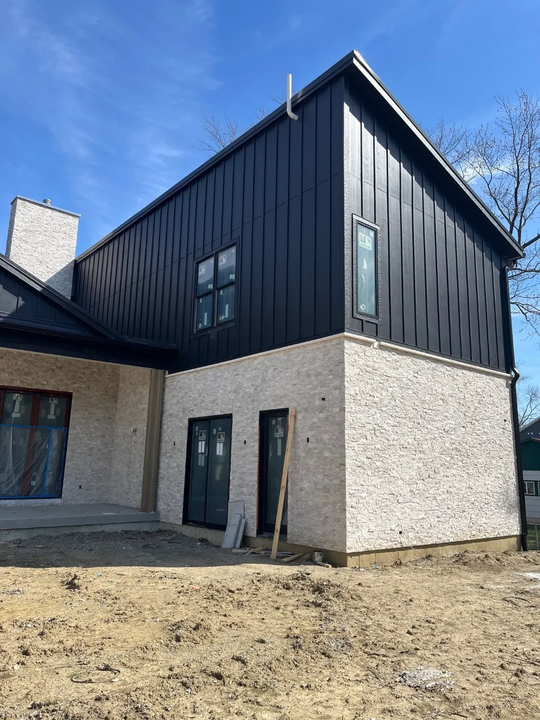 Vinyl siding replacement completed in Pebble Brook